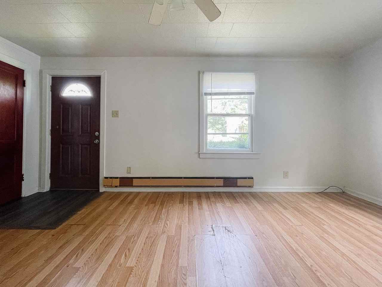 810 S Luick Ave - Photo 2 of 17