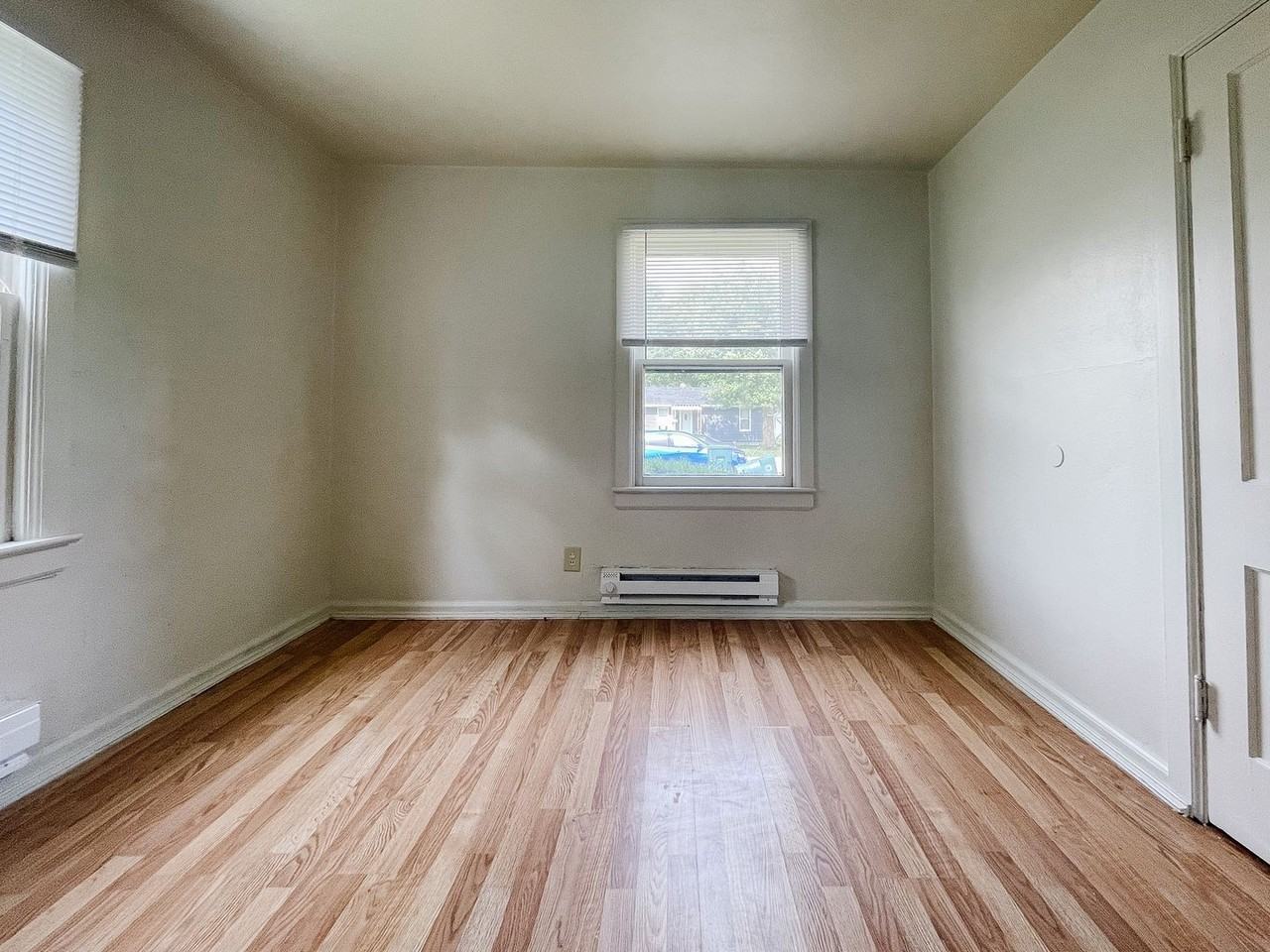810 S Luick Ave - Photo 7 of 17