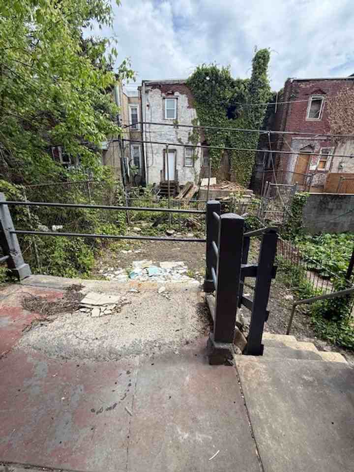 125 N 62nd St - Photo 3 of 9