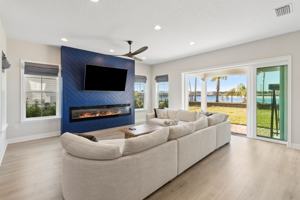 featured image of 401 Marquesa Cir #1