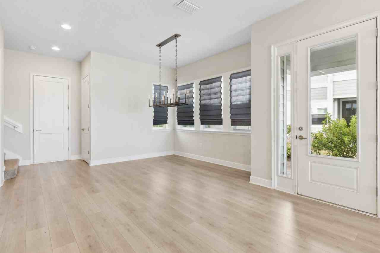 401 Marquesa Cir #1 - Photo 6 of 50