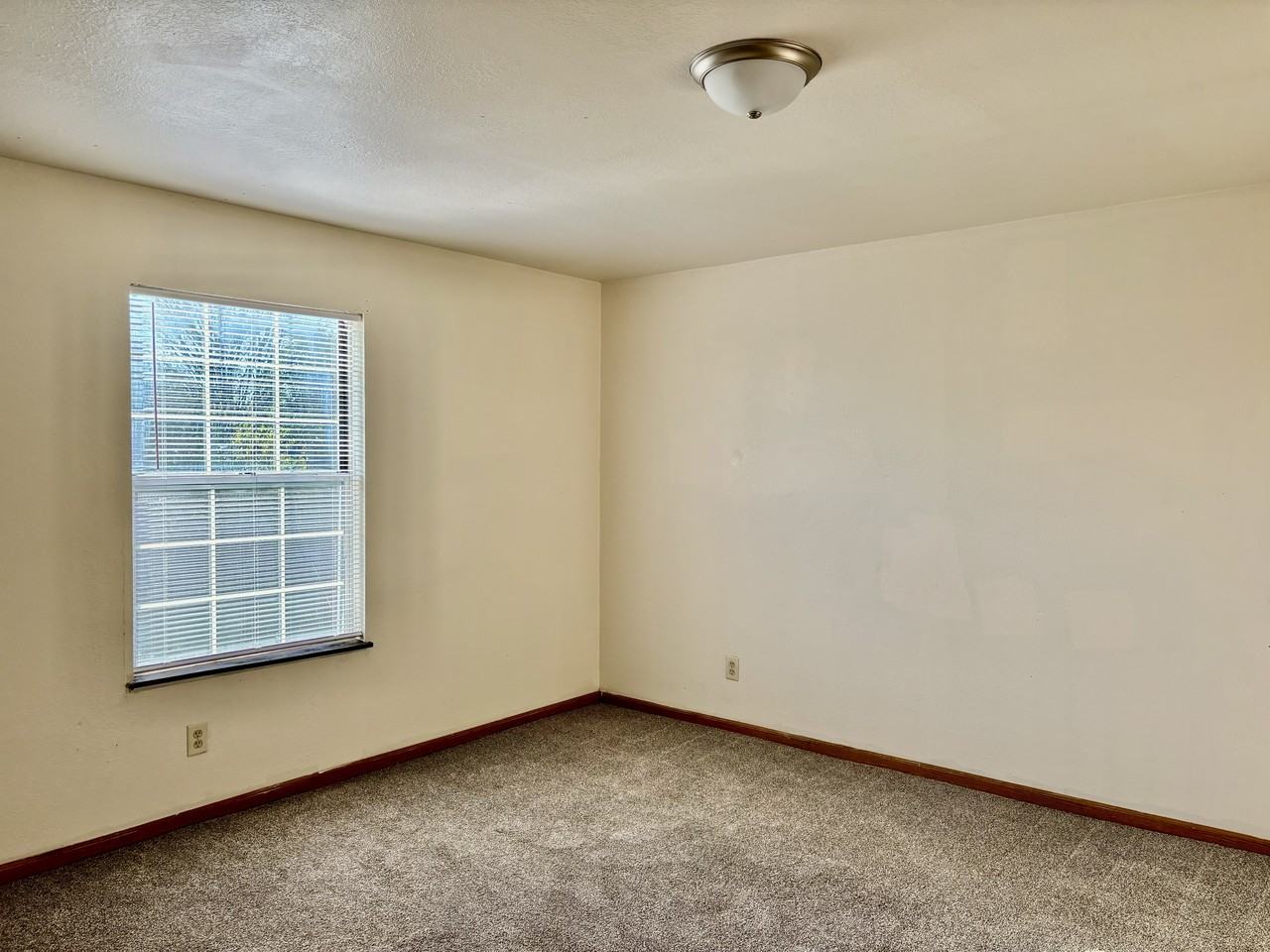 457 Stratford Way #2 - Photo 4 of 13