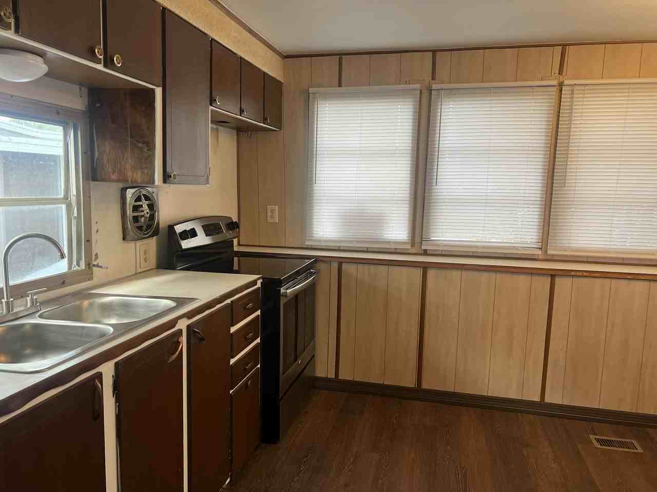 7801 34th Ave N #1 - Photo 2 of 10