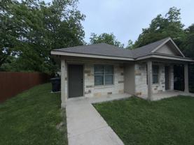 706 South 16th Street #B - Photo 1 of 1