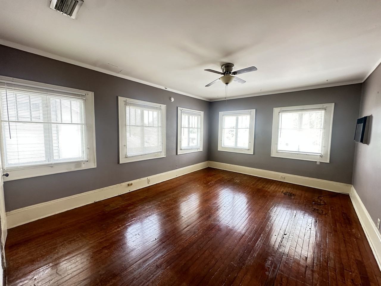 1411B E Central Blvd #B - Photo 5 of 10