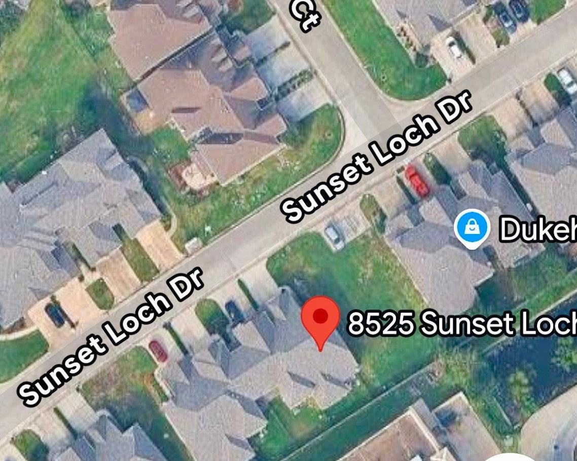 8525 Sunset Loch Dr