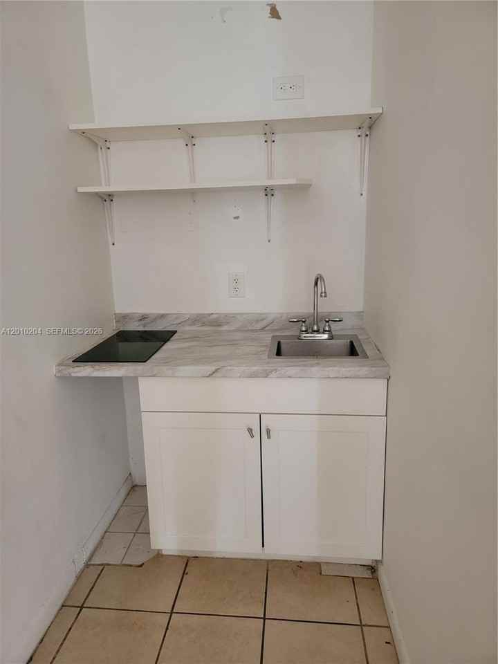 102670 Overseas Hwy ##3 - Photo 2 of 4