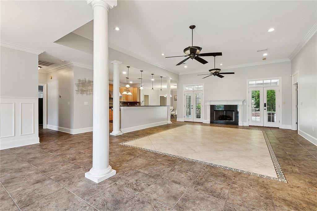 150 Maud Olive Dr - Photo 4 of 33