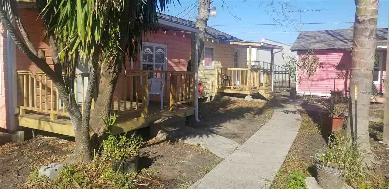 4418 Avenue P 1/2 Unit 3 - Photo 3 of 11