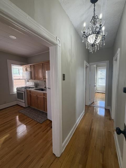 212 Plainfield Ave ##2 - Photo 5 of 20