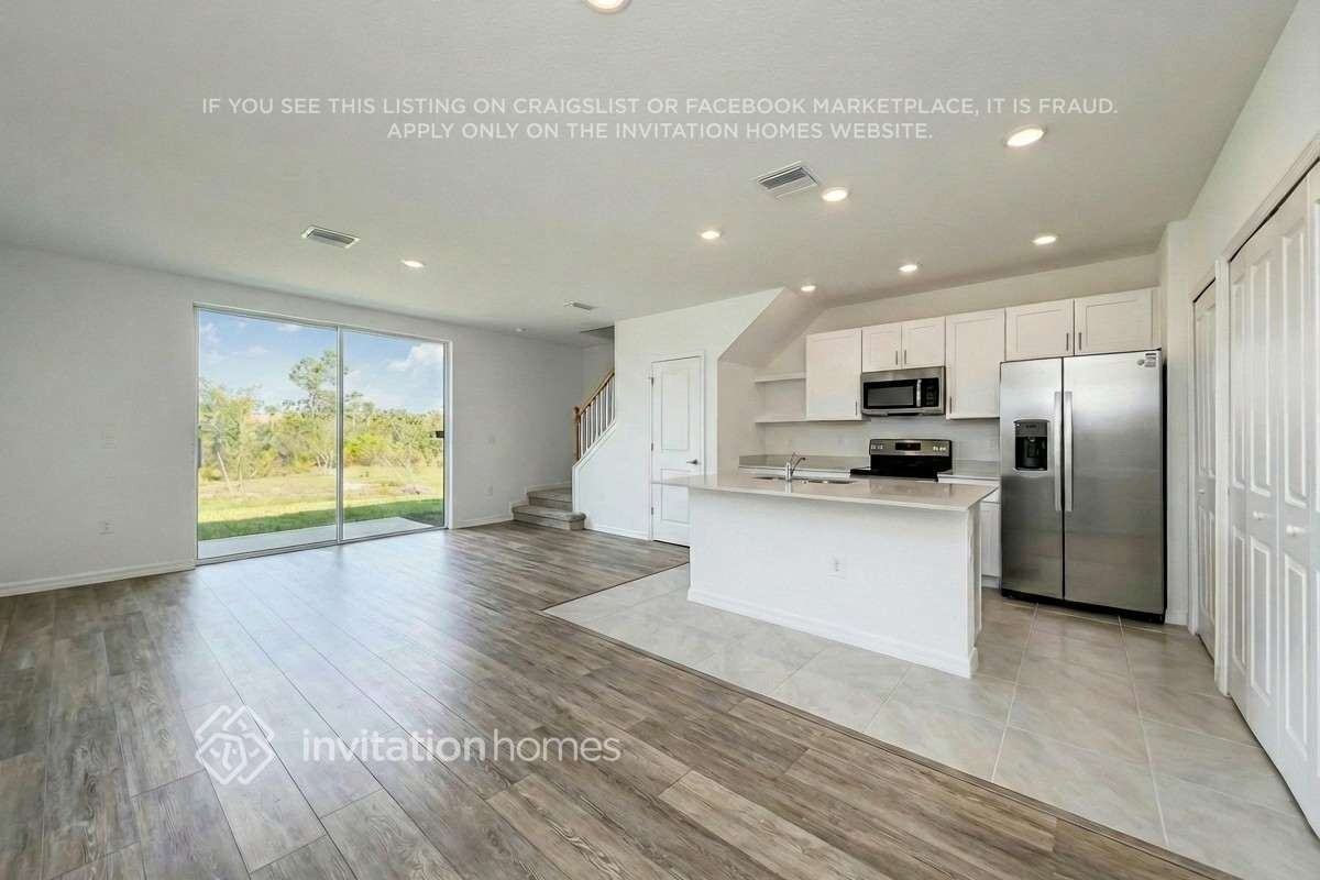 10384 Bradmore Rd #112 - Photo 4 of 21