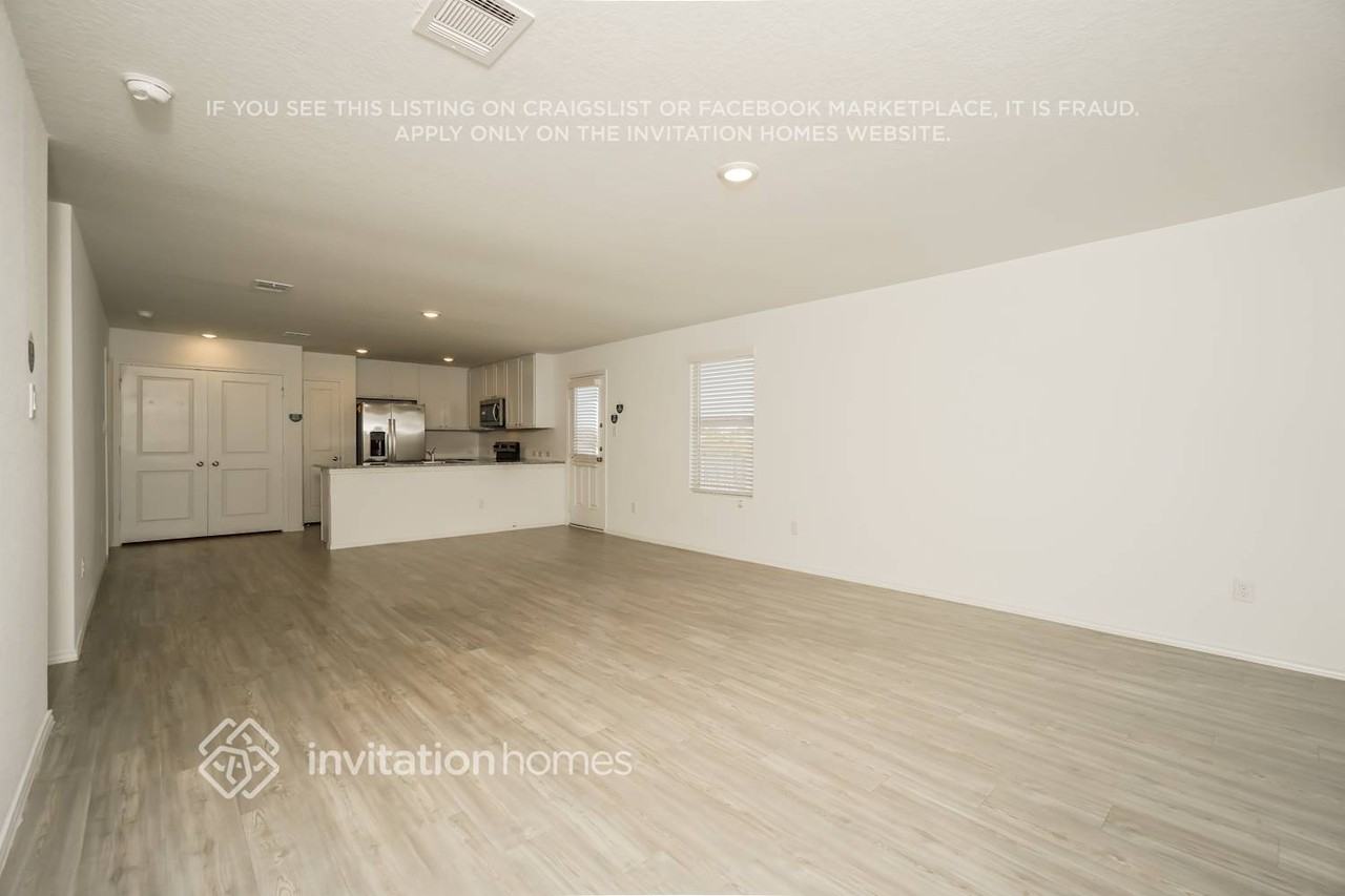 125 Parish Ln - Photo 5 of 17