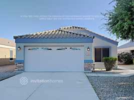 featured image of 1283 E Christopher St