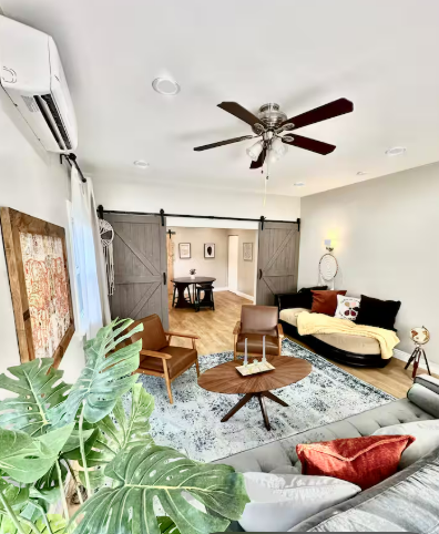 2412 5th Avenue - Photo 2 of 5