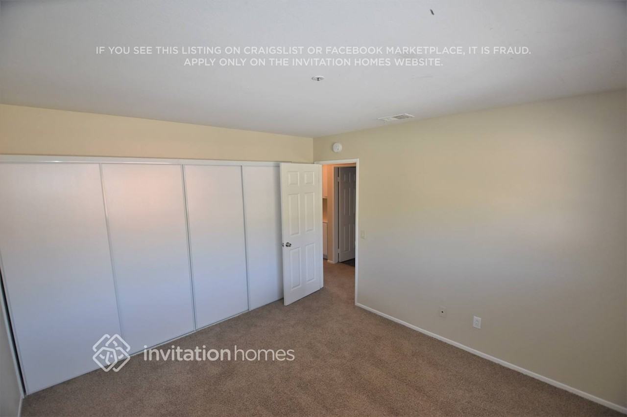 22691 Mesa Springs Way - Photo 2 of 5