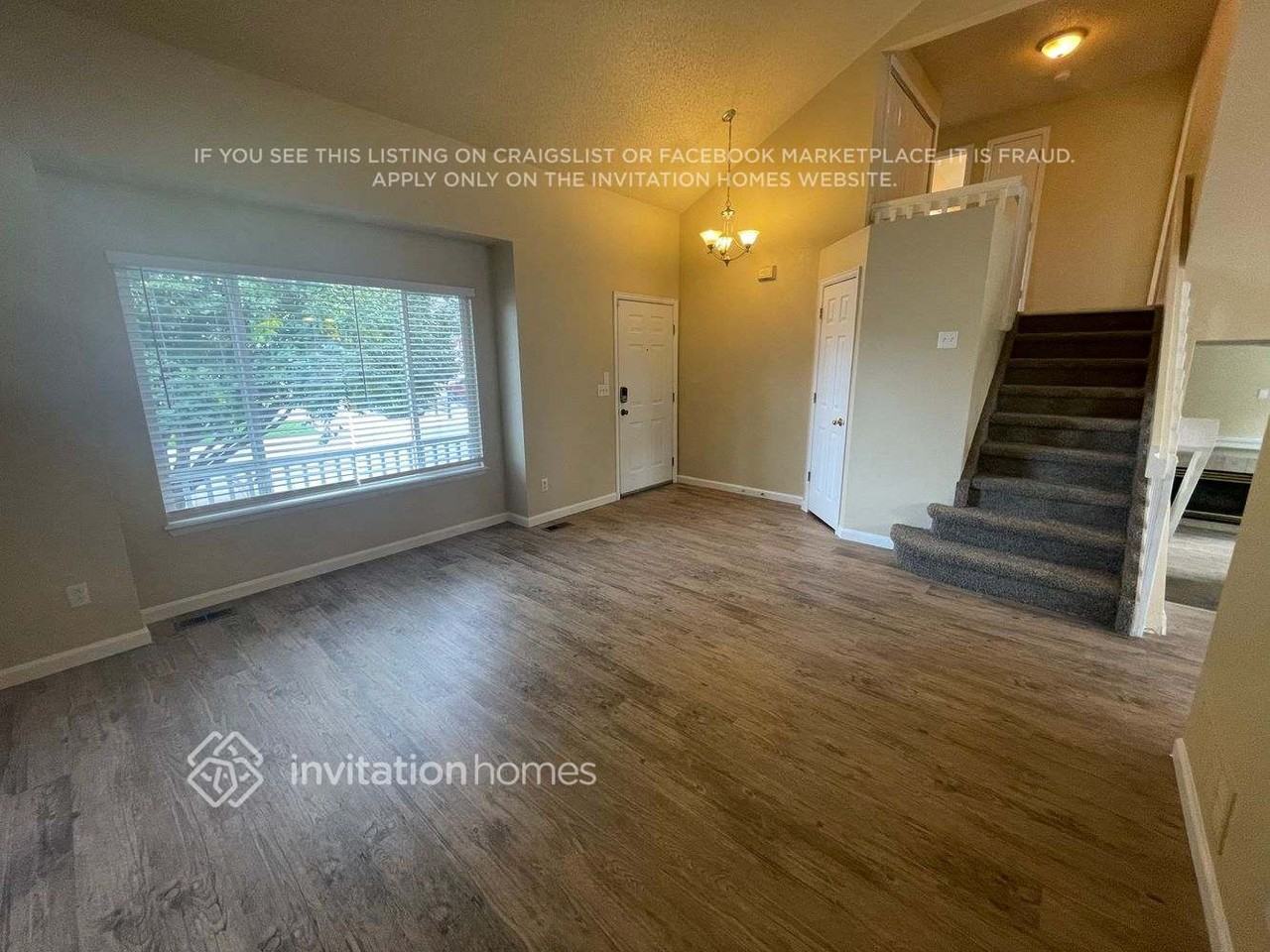 2455 Wolf Creek Dr - Photo 5 of 18