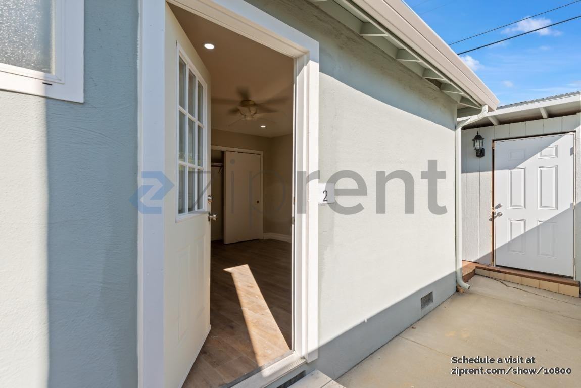 1729 Laine Ave #2 - Photo 4 of 13