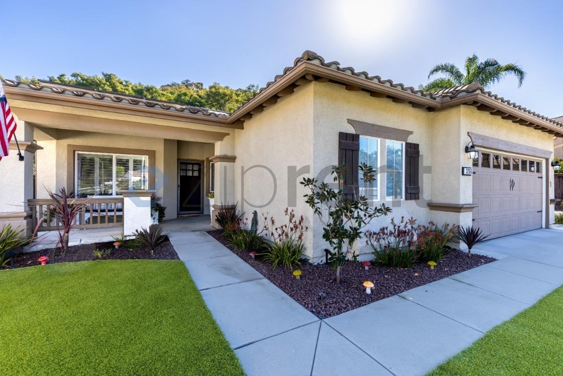 3266 Meadow Grass Ln - Photo 4 of 34