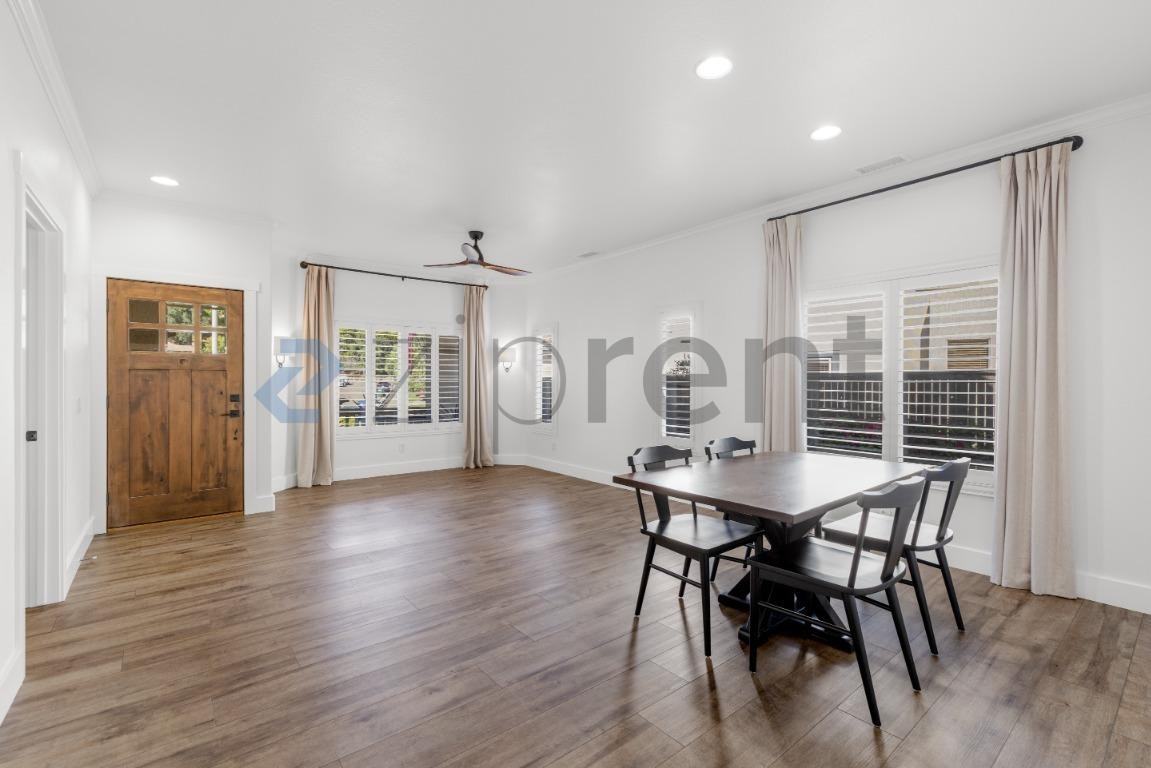 3266 Meadow Grass Ln - Photo 6 of 34
