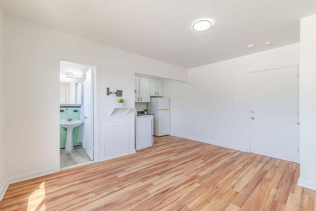 4724 Av. Pierre-Coubertin - Photo 4 of 15