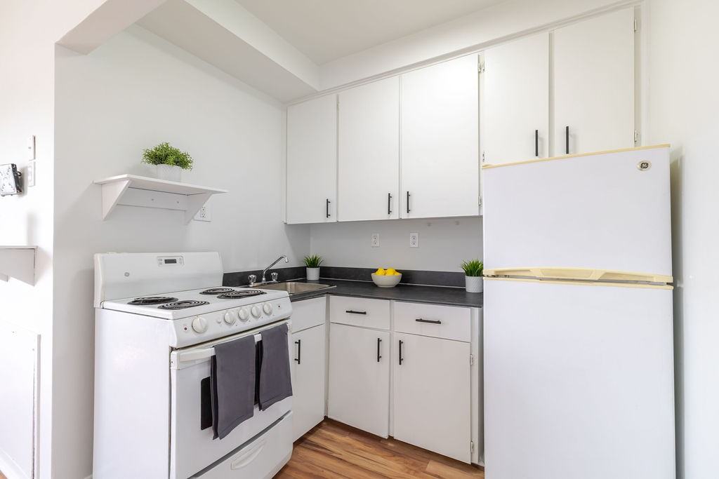 4724 Av. Pierre-Coubertin - Photo 5 of 7