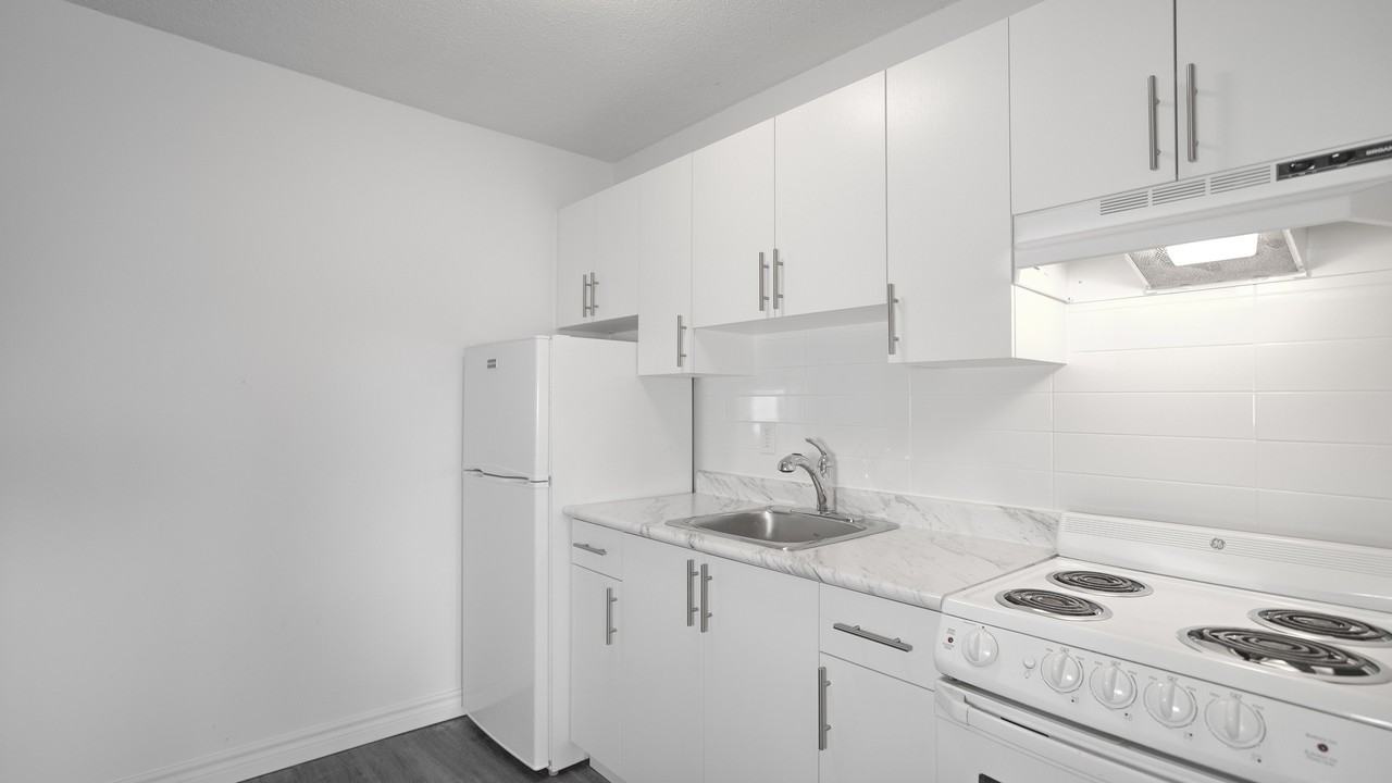 The Tadoussac Apartments - Photo 3 of 8