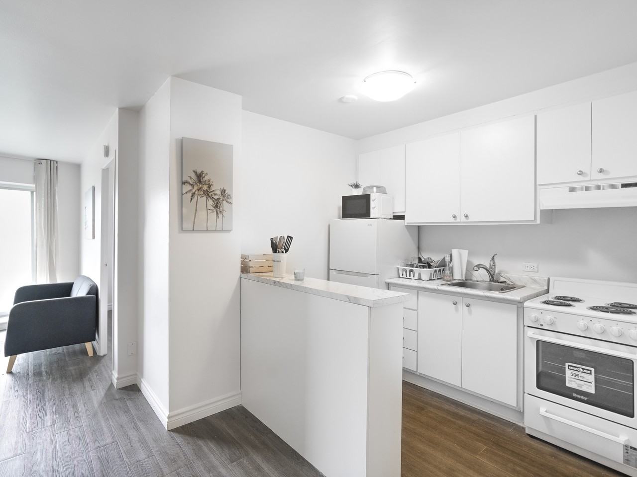 The Saguenay Apartments - Photo 3 of 8