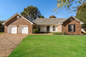 featured image of 104 Carolina Ct