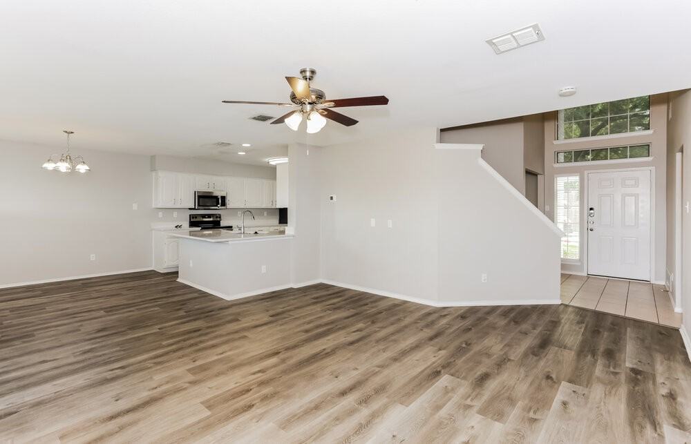 950 Silver Streak Dr - Photo 4 of 20