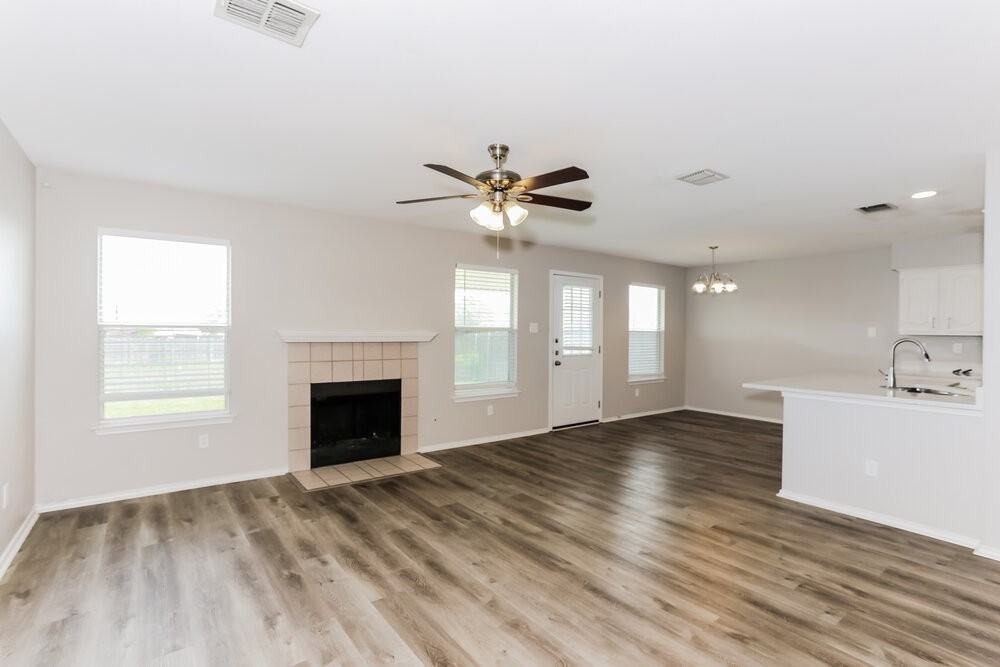 950 Silver Streak Dr - Photo 6 of 20