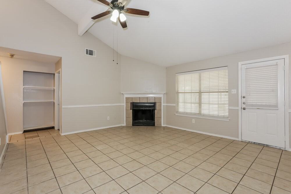 6505 Nicole Way - Photo 4 of 17