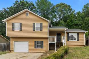 213 Hampton Dr - Photo 1 of 1