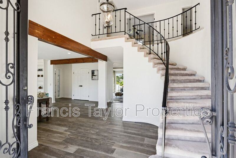 29059 Meadow Glen Way W - Photo 3 of 49