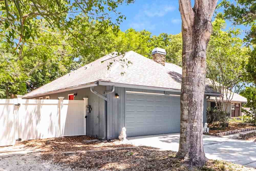 1698 Elm Pl - Photo 3 of 16