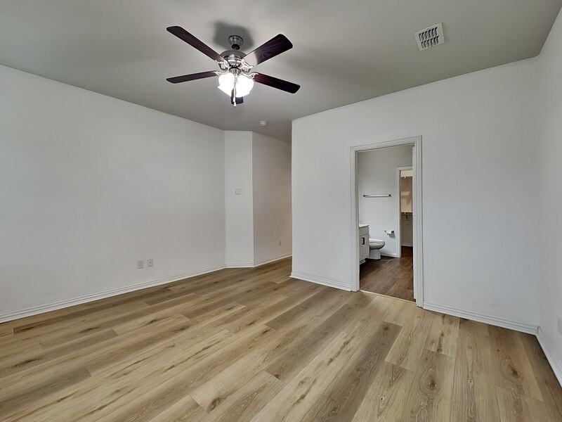 1548 Woodlake Dr - Photo 6 of 16