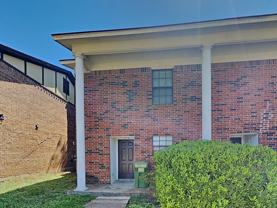 934 Southmoor Dr - Photo 1 of 1