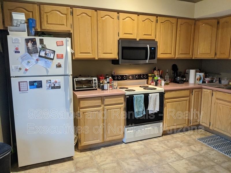 1538 W University Heights Dr S - Photo 3 of 24