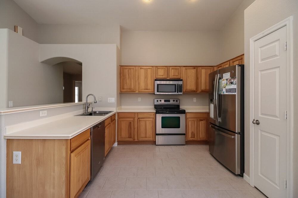 3721 N 125th Dr - Photo 5 of 15