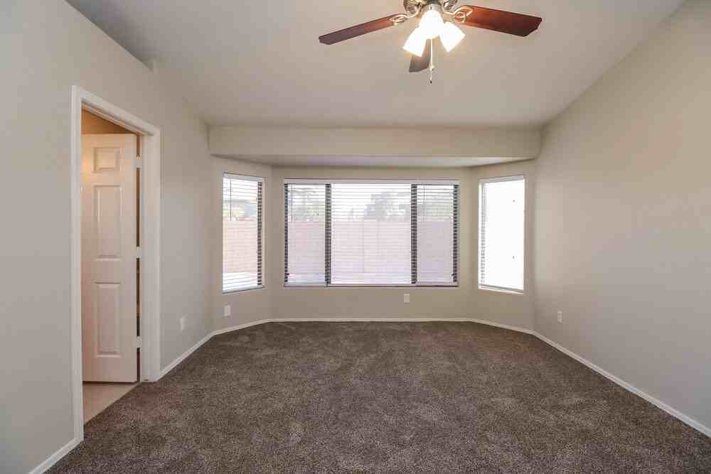 3721 N 125th Dr - Photo 6 of 15