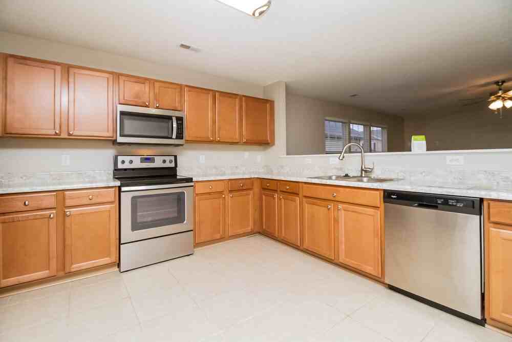 3460 Chandler Cove Way - Photo 7 of 14