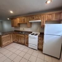 featured image of 409 E Woodlawn Ave #2