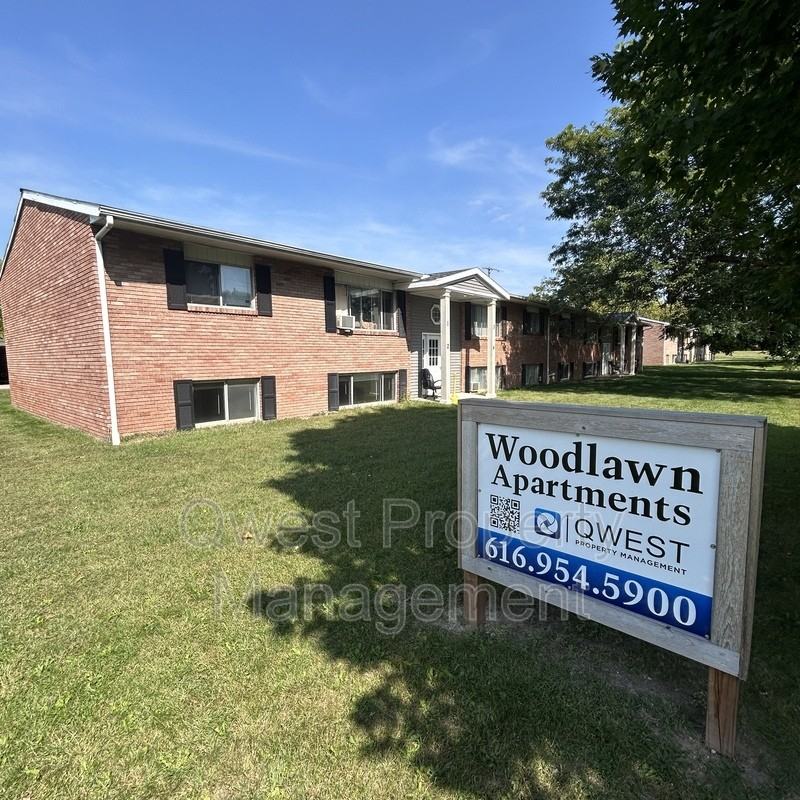 409 E Woodlawn Ave #2 - Photo 2 of 6