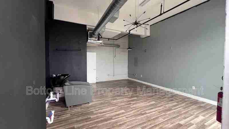 621 Mcninch St - Photo 3 of 6