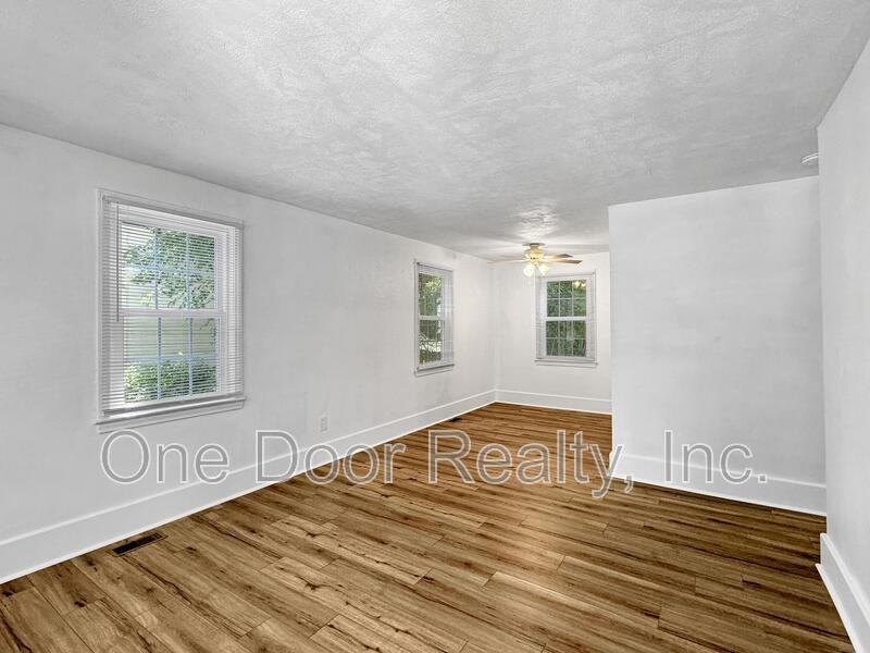 224A Virginia Ave - Photo 2 of 13