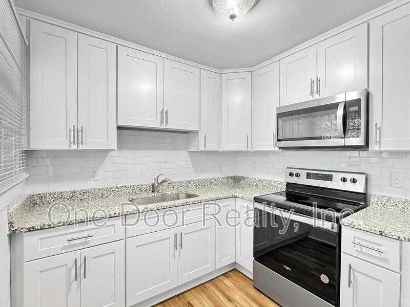 224A Virginia Ave - Photo 6 of 13