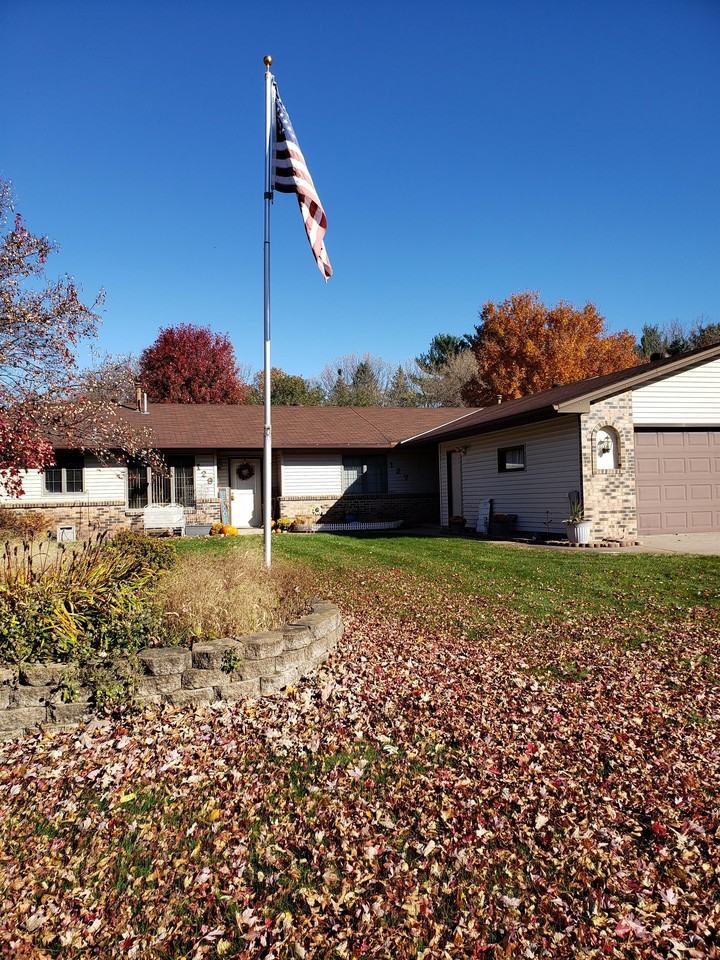 127 Jerry Liefert Dr - Photo 4 of 16