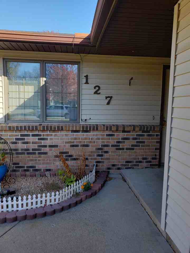 127 Jerry Liefert Dr - Photo 5 of 16