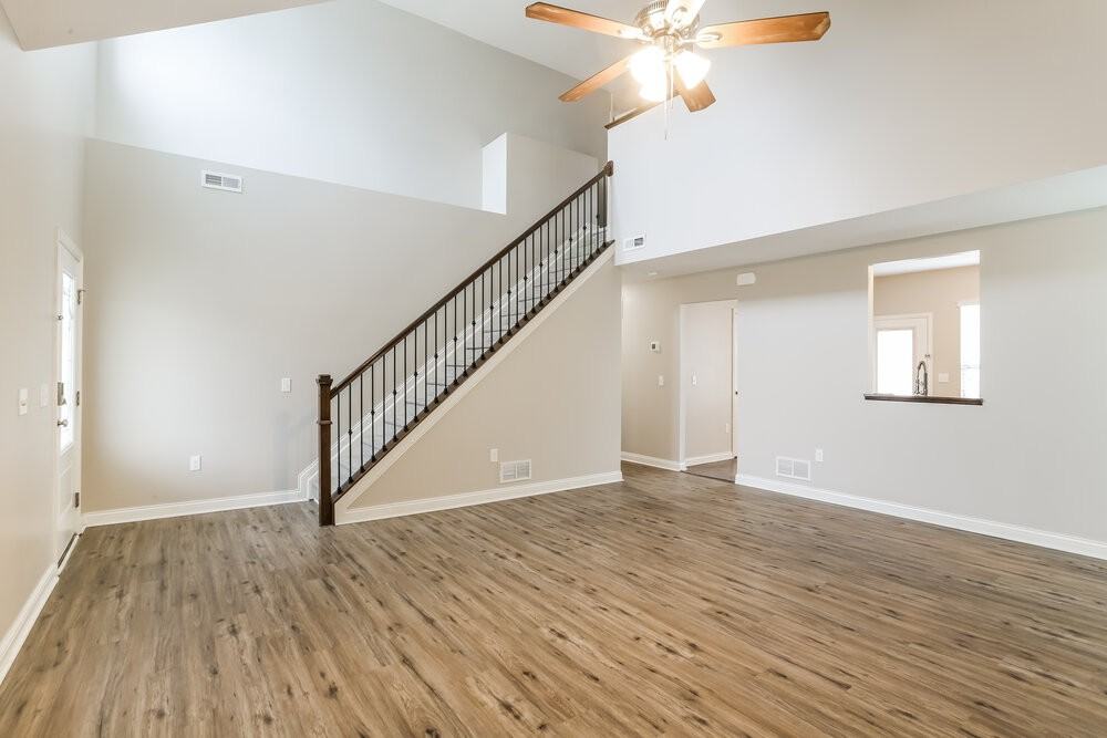6048 Shreven Dr - Photo 6 of 17