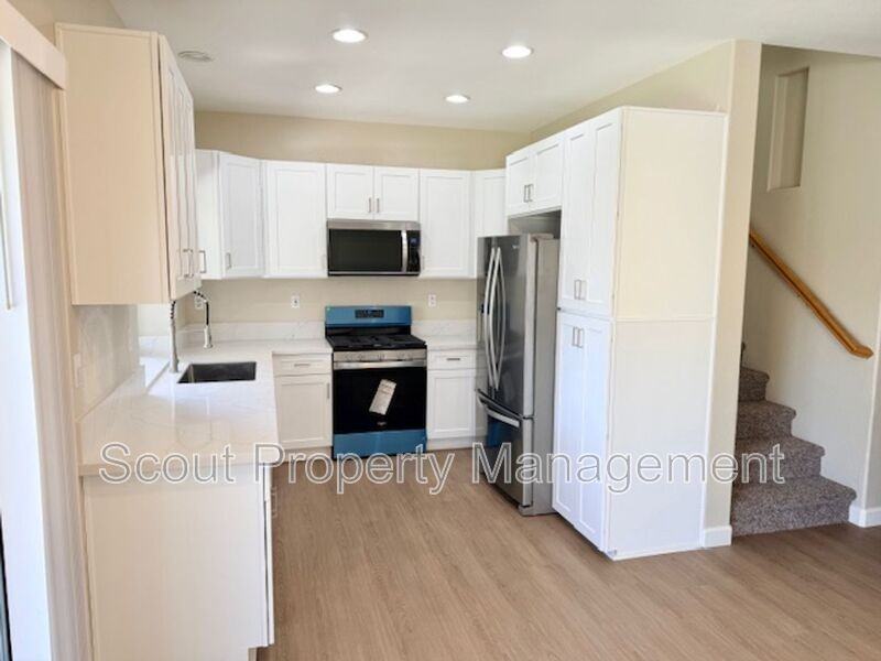 43174 Teramo St - Photo 5 of 34