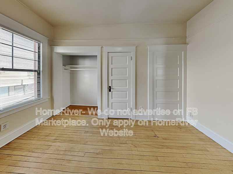 1911 N Monroe St #D - Photo 7 of 11